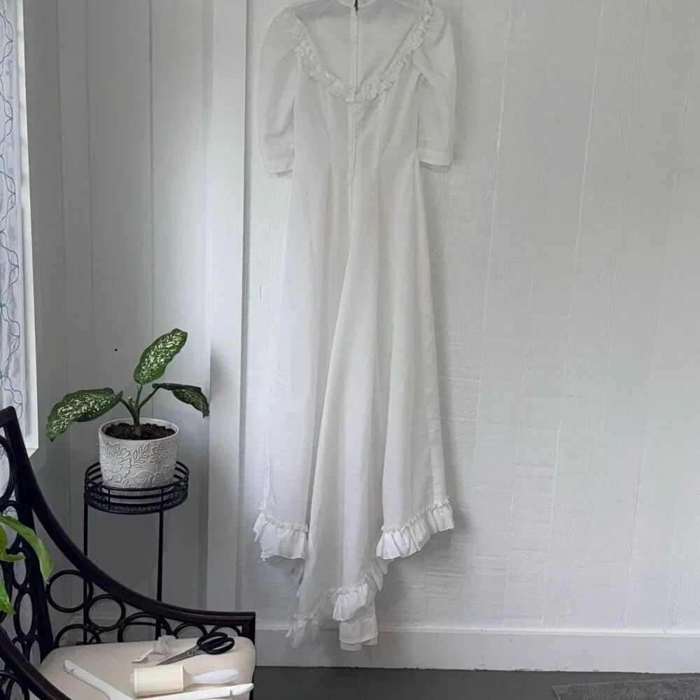 Vintage Hawaiian 1940s Handmade White Palaka Holoku Wedding Dress W/Train Loop